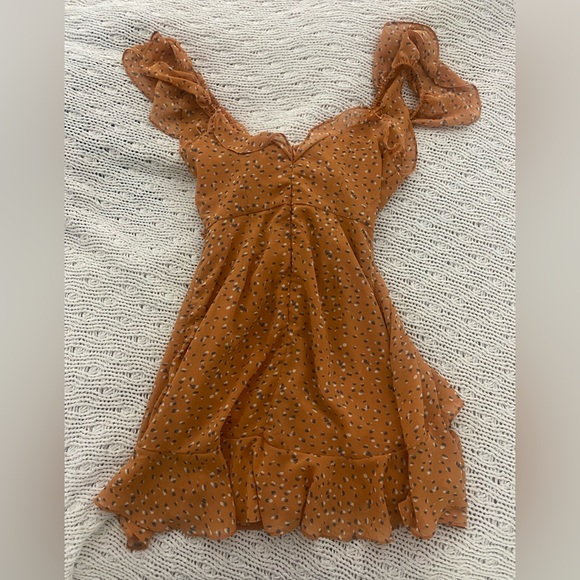 selfie leslie orange dress 🧡🐆🍊 - Picture 3 of 4